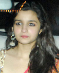 Alia Bhatt at Amitabh Bachchan Diwali Bash