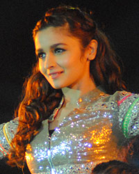 Alia Bhatt at Saifai Mahotsav 2014