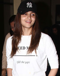 Alia Bhatt at Stars Spotted 2014