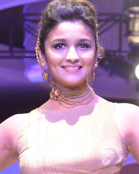 Alia Bhatt at India Bridal Fashion Week 2013