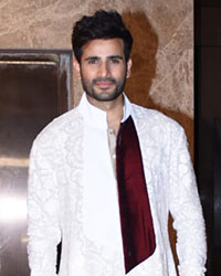 Karan Tacker at Ramesh Taurani Diwali Party 2019