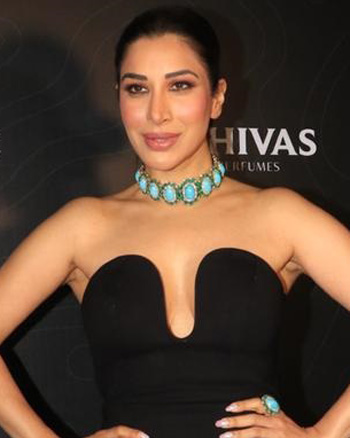 Sophie Choudry at Ajio Luxe Wkend 2025