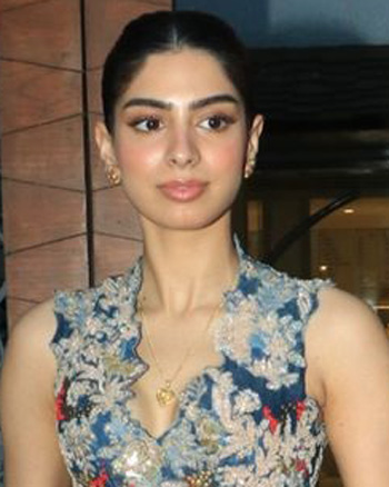 Khushi Kapoor at Loveyapa Film Promotion