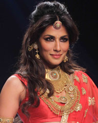 Chitrangada Singh at Shoba Shringar Show at IIJW 2015