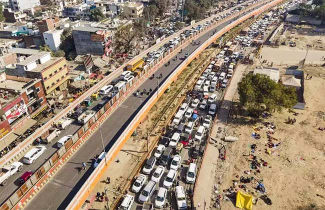 World's Biggest Traffic Jam? 300-km Traffic Jam To Maha Kumbh - Pilgrims Left Stranded For Hours