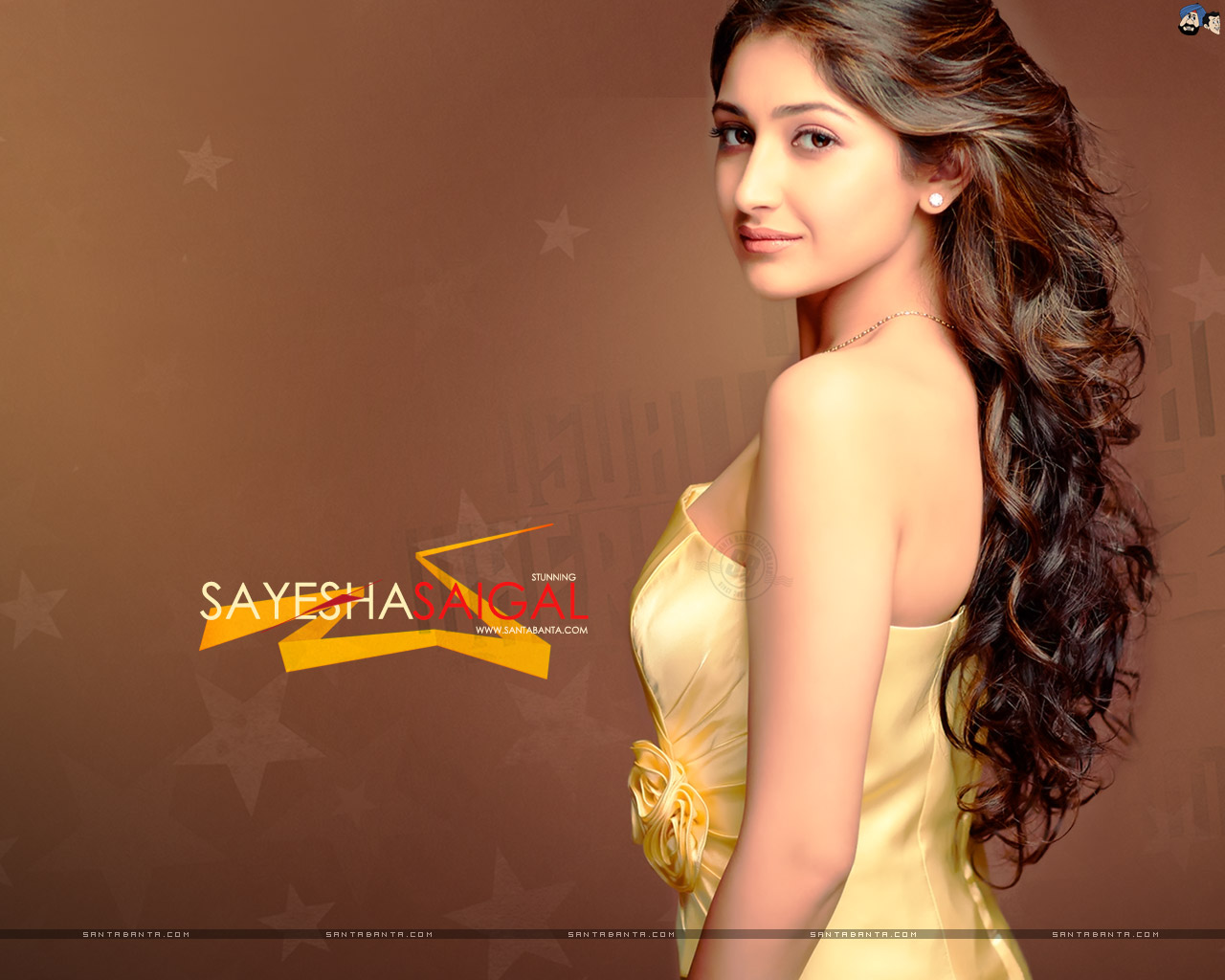 SantaBanta Wallpapers Sayesha Saigal