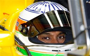 Narain Karthikeyan