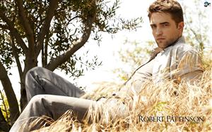 Robert Pattinson