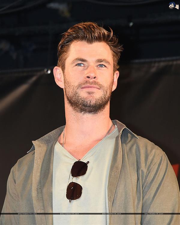 Chris Hemsworth