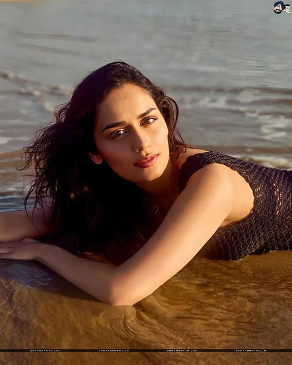 Manushi Chhillar