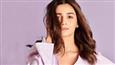 Alia Bhatt shares an inspiring message on her way to shoot for 'Gangubai Kathiawadi'