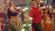 Salman Khan makes everyone do 'Hud hud Dabangg'