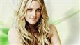 Drew Barrymore hates trying on clothes