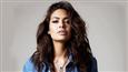 Why is Esha Gupta asking for help from Mumbai police?