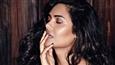 Esha Gupta takes the internet by storm with this exquisite picture! 