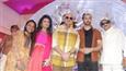 Hrithik Roshan seeks blessings along with his family on the occasion of Durga Ashtami