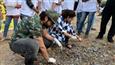 Jackky Bhagnani participates in Girgaon Chowpatty clean-up drive