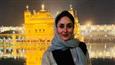 Kareena Kapoor reaches the Golden Temple for blessings!