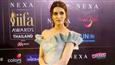 Kriti Sanon wins the Style Icon award at IIFA!