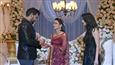 Kumkum Bhagya 29 December 2020 Written Update: Pragya hides the necklace and tries to save the Mehras