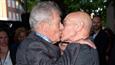 Patrick Stewart and Ian McKellen Share Kiss on Red Carpet