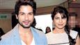 Shahid, Priyanka travel by Mumbai local train