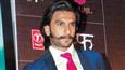 Ranveer caught in a tricky moment at 'Lootera' launch