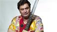 Rishi Kapoor doesn't prefer breaking guitars!