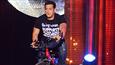 Salman, Ashmit travel in their cycles around Lavasa