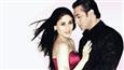 Salman reduces Kareena's raunchiness in Dabangg 2 item song 'Fevicol'