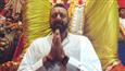 Sanjay Dutt pay his respects to Lord Ganesha at Lalbaugcha Raja!