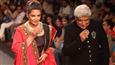 Shabana, Javed celebrate 30 years of togetherness