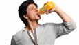 SRK to take on seductive mango drinks