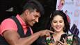 VMate's strongman Abdullah Pathan impresses Sunny Leone on the date!