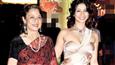 Tanuja gifts Tanishaa a diamond ring for her success as producer