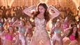 Sonakshi Sinha sizzles with Ajay Devgn in 'Mungda' from 'Total Dhamaal'!