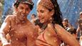 Hrithik, Katrina hurl tomatoes at one another