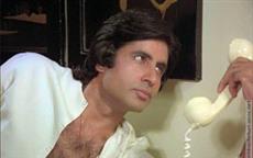 Amitabh Poses for a Selfie