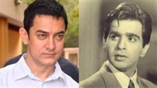 Aamir Khan pays tribute to Dilip Kumar!
