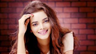 Aavya Gupta charms her way into glamour world with La Fanaa