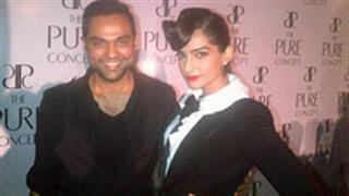Abhay, Sonam have kissed and made up