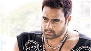 Abhimanyu Singh Denies Rift with RGV