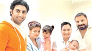Bachchan Jr  And Bunty Walia's Family Outing
