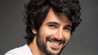 Aditya Seal Gears Up For Indoo Ki Jawaani, As He Shares First Selfie With The Script