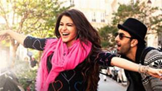 Watch It: Ranbir and Anushka's super cute camaraderie