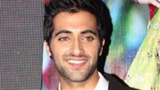 Didn't take any tips from cousin Vivek: Akshay Oberoi