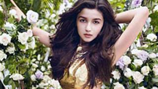 Meet Alia Bhatt, the 'Selfie Queen'