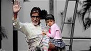 Great joy to drape National Flag: Big B on Indo-Pak match