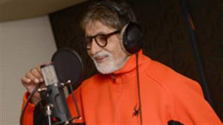 Amitabh Bachchan recreates the classic song ‘Waqt Ne Kiya’ for 102 Not Out!