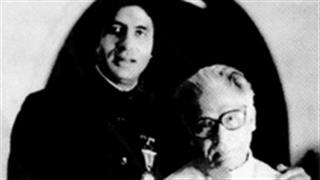 Big B shares throwback photograph with father